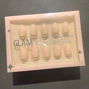 Glamnetic Goal Digger Press-On Nails Short Round Nude NEW in Box